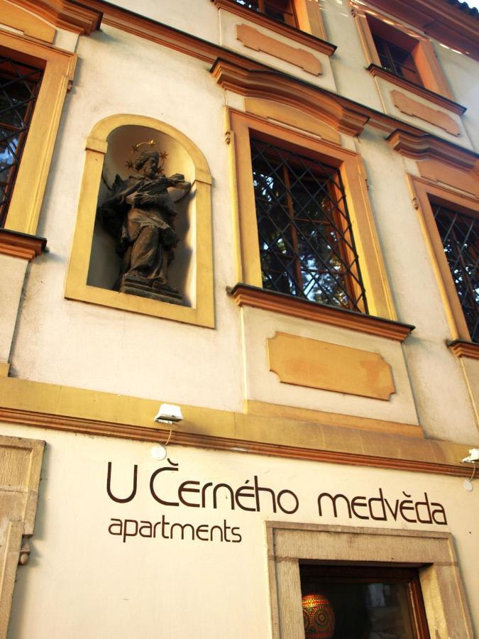 U Cerneho Medveda- At The Black Bear Apartamento Praga Exterior foto